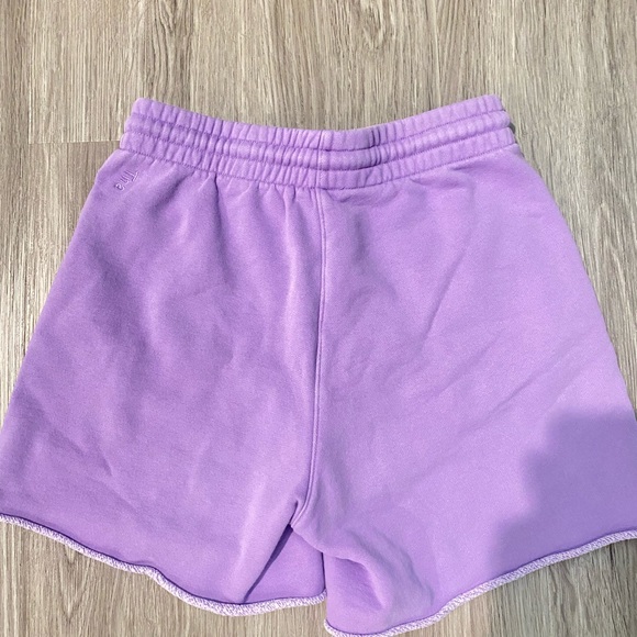 aritzia purple sweatshorts - Picture 2 of 3